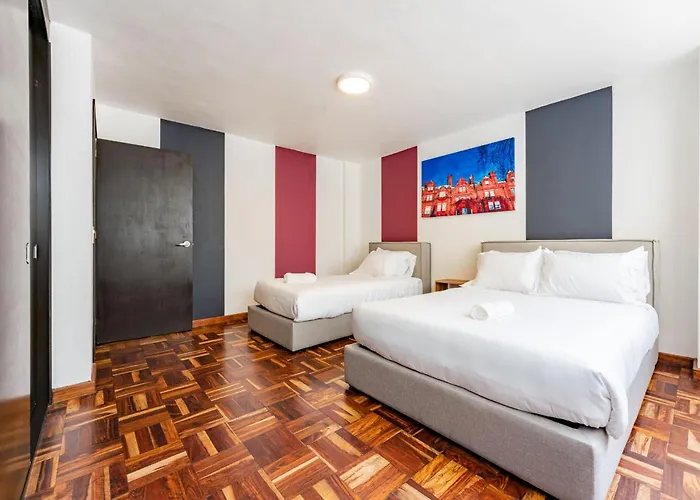Parques Condesa By Vh *